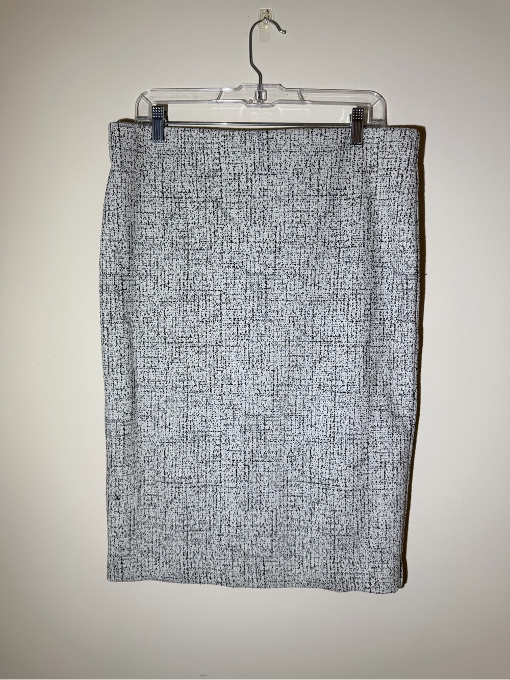 Classic Speckled Pencil Skirt